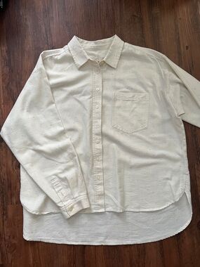 LOFT Cream Long-Sleeve Boyfriend Button-Down Shirt
